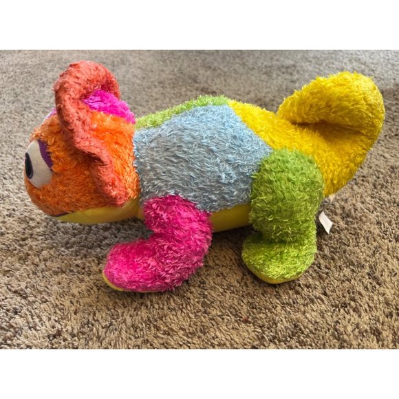 Kohls Cares Leo Lionni Chameleon Plush 12 in Rainbow Lizard Stuffed Animal Toy - Picture 4 of 8